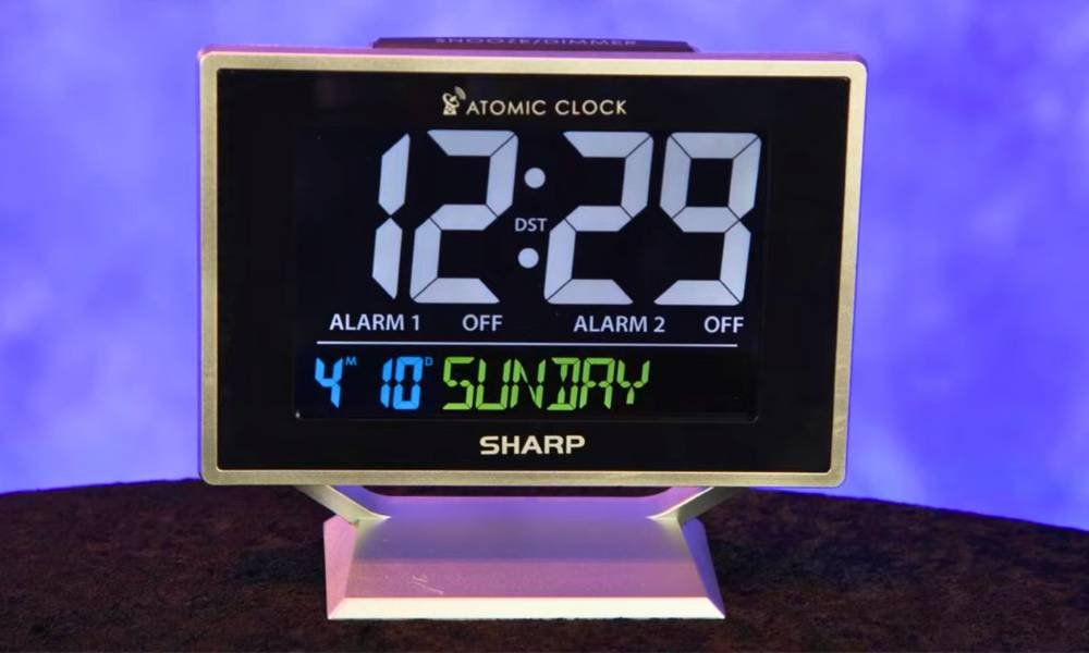 How do You Set a Sharp Atomic Clock Manually