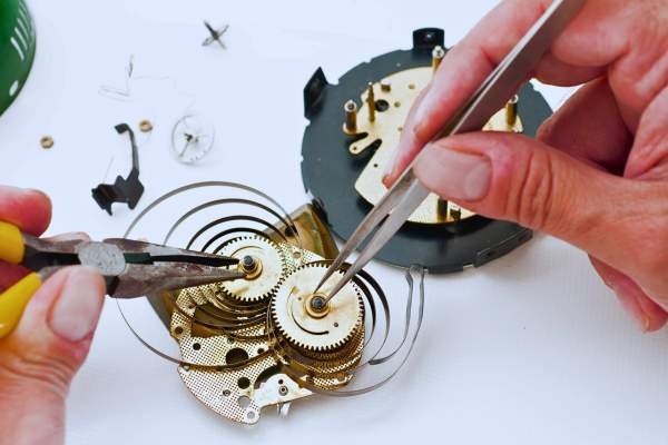 Repairing Digital Clocks