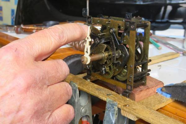 The basic components of a cuckoo clock